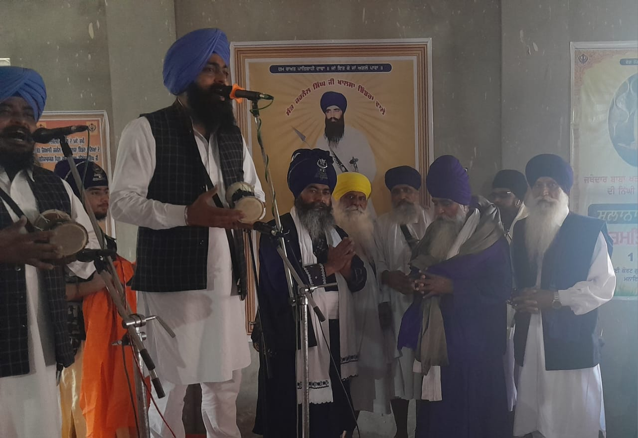 Jathedar Baba Nagar Singh Ji Tutomajara was specially honored during the ceremony held at Gurdwara Shaheedan Village Jassowal.
